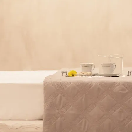 Nest With Hot Tub, Hammam & Outdoor Cinema