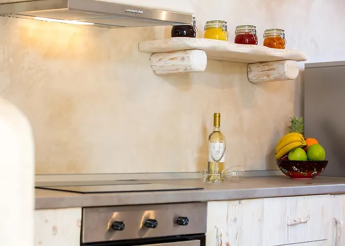 Nest With Hot Tub, Hammam & Outdoor Cinema Akrotírion