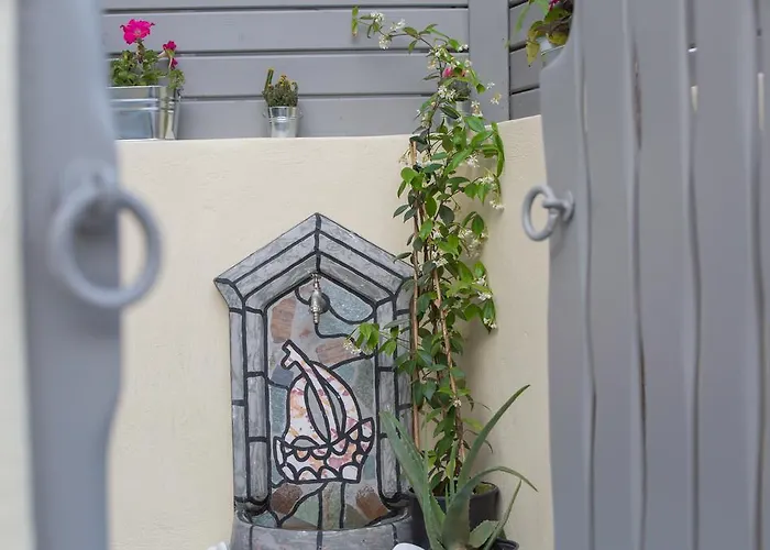 Nest With Hot Tub, Hammam & Outdoor Cinema *