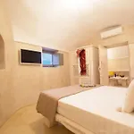 Nest With Hot Tub, Hammam & Outdoor Cinema Villa *
